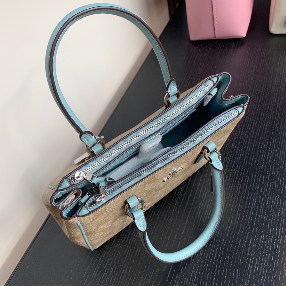 Coach Handbag - Picture 3 of 5
